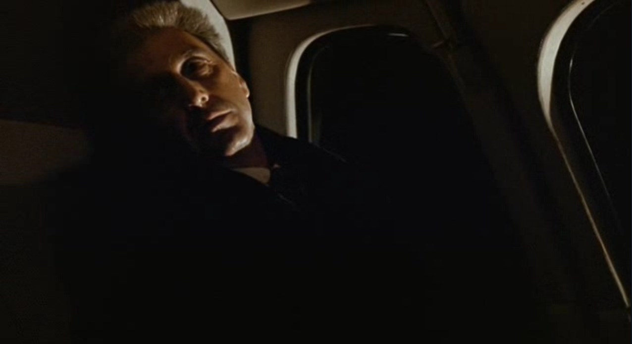 Не стоит ненавидеть врагов. Эмоции мешают думать.
================================================
Нельзя ненавидеть врагов, это искажает оценки.