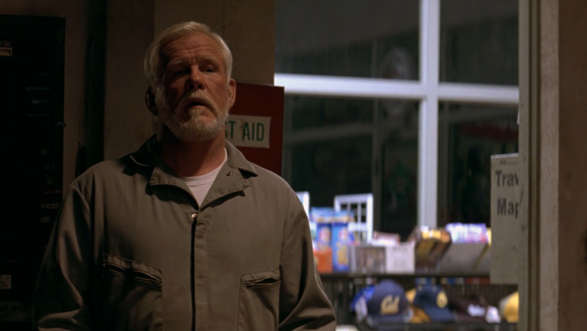 Сократ Едва ли не всё человечество разделяет твои проблемы. Если ты не получаешь желаемого, ты страдаешь. И даже если ты получаешь именно то, чего ты желаешь, ты всё равно страдаешь, потому что ты не можешь удерживать это вечно.