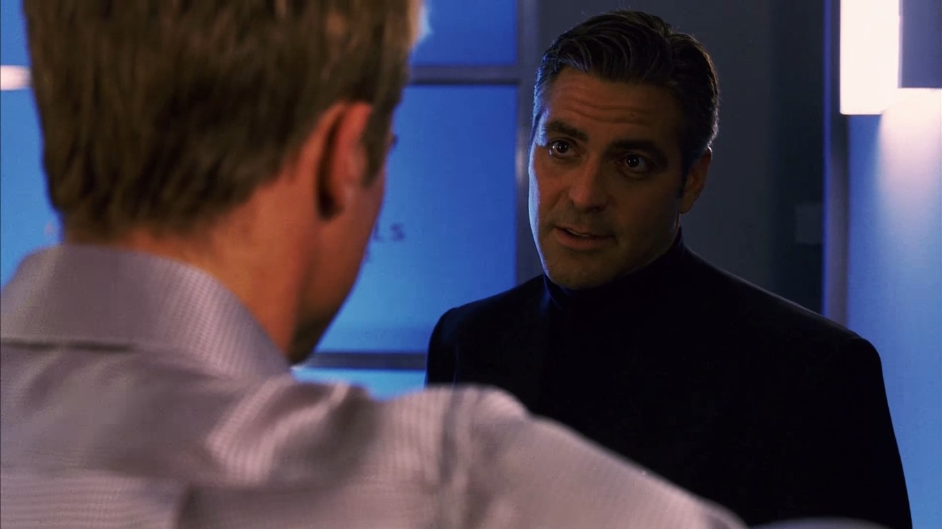 — Я хочу знать причину. И не говори про деньги.
— А почему нет? Я только вышел из тюрьмы, потерял четыре года своей жизни, а ты тут обыгрывал парнишек с обложек молодёжных журналов. Казино всегда в выигрыше. Чуть задержался в игре, и казино тебя раздевает. Но поставь всё, если пришла крупная карта, — и сорвёшь банк.
— Признайся, ты практиковал эту речь?
— Чуть-чуть. Она удалась? Я не торопился?
— О, всё отлично. Мне понравилось. Особенно насчёт молодёжных журналов.