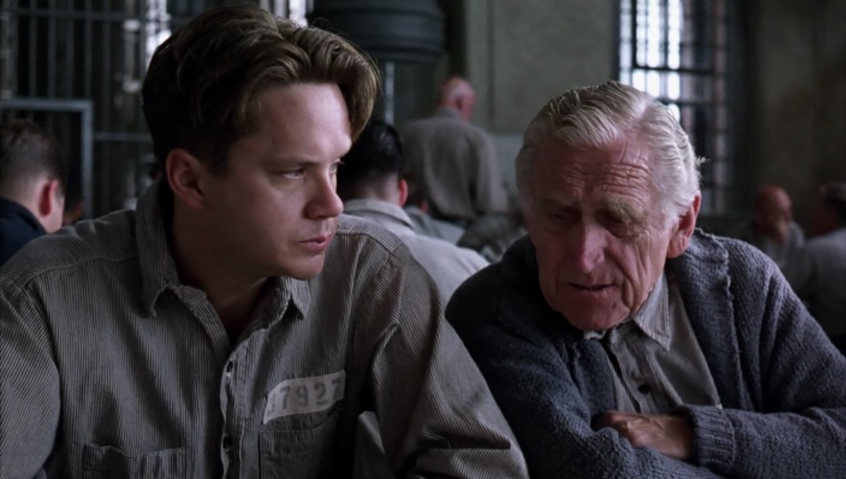 Сынок, пока я сижу, сменилось шесть начальников, а я усвоил одну универсальную истину — ещё не родился тот, кто пошевелит хоть пальцем, когда у них попросишь денег.