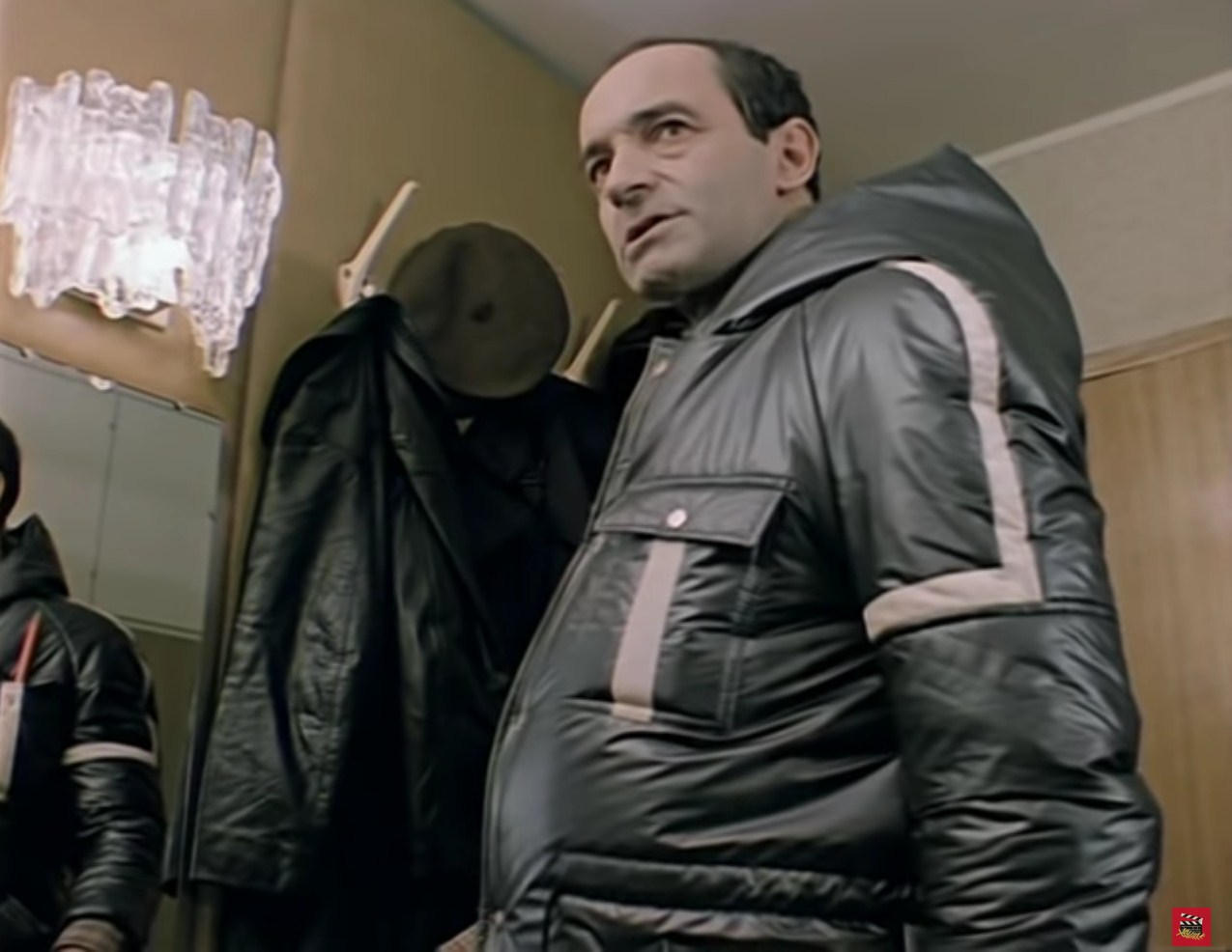 Аполлон Митрофанович Сатанеев Вот она, жизнь холостяцкая — некому даже «к чёрту» послать.