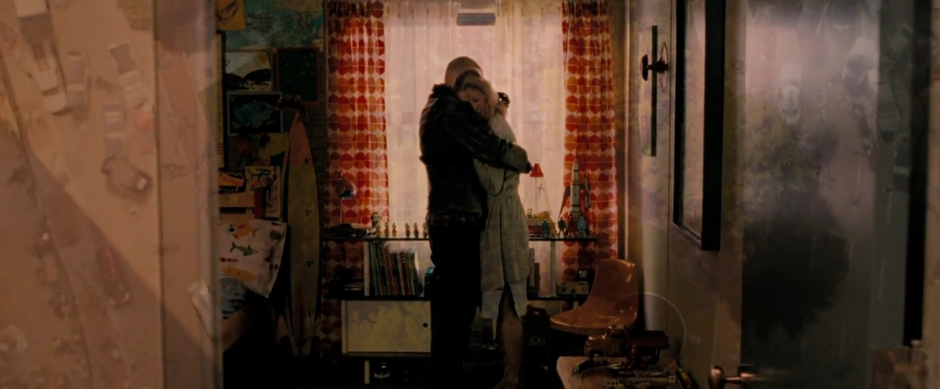 похоже, в ближайшее время жить нам придётся самим.