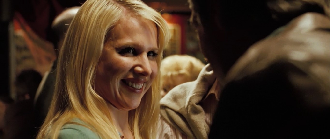 Если проломить вам голову, из неё посыплется столько всяких тайн.