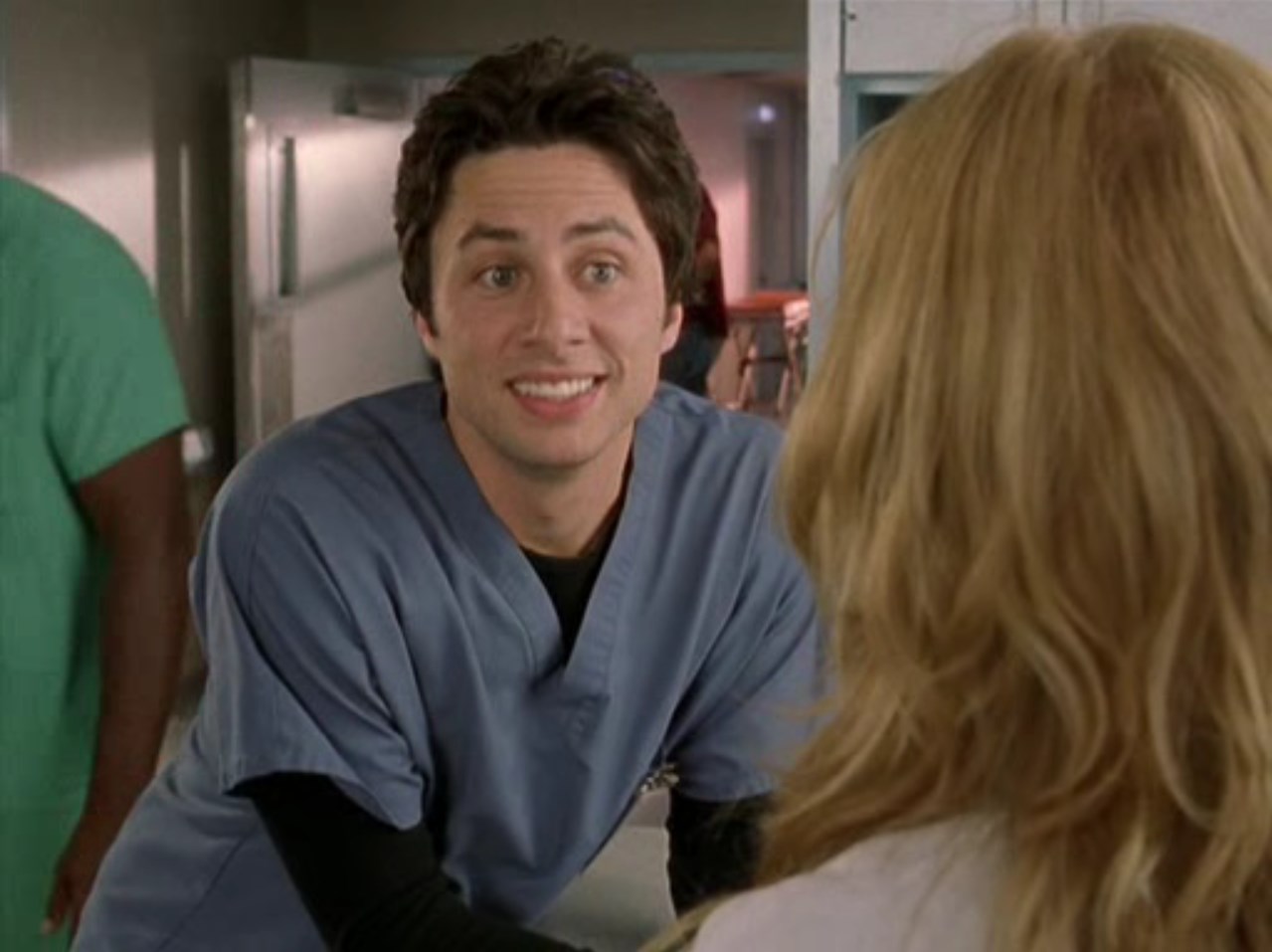 — Так на чем мы остановились?
— А мы и не разговаривали...
— Я из-за чего-то на вас обиделась? Я вас простила! Даже не помню, в чем там было дело.
— Нет-нет, мы вообще никогда не разговаривали.
— А откуда я тогда знаю ваше имя?
— А вы и не знаете.
— Джимми, вы меня пугаете!
— Я Джонни.