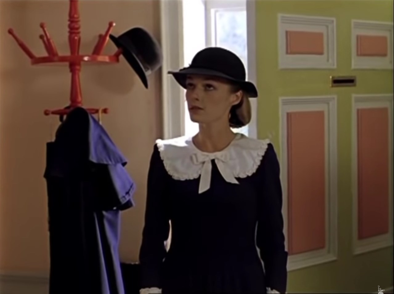 — Где же вы спали этой ночью?
— На такие вопросы леди не отвечают, потому что джентльмены их не задают.