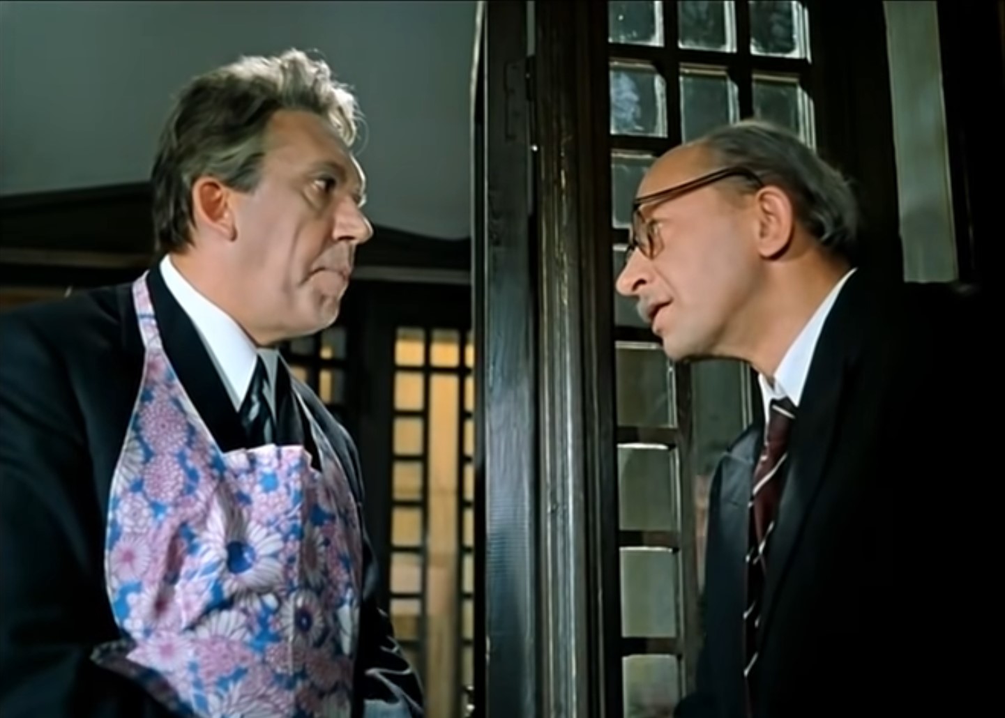 Ты что же, всю жизнь общался с преступниками и так ничему от них не научился?