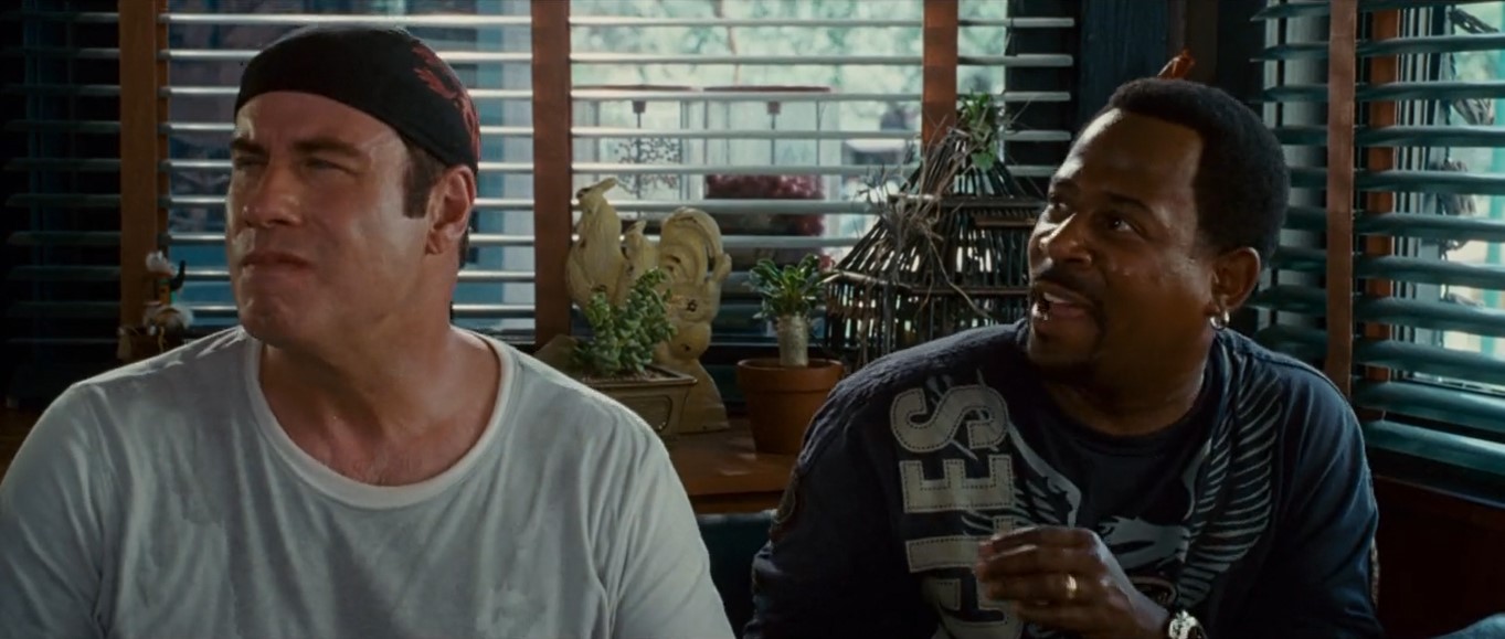 — Может стоит рассмотреть другой вариант и остаться ночевать? Сегодня у нас самый острый чили-конкурс в мире. Грех пропускать фестиваль чили! В прошлый раз у кого-то даже кровь горлом пошла.
— О, срань! Пошла горлом кровь?
— Да, натурально. Улёт!