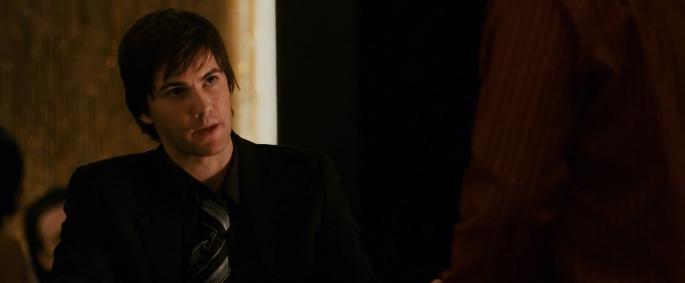 Либо играть по-крупному, либо вообще не играть.