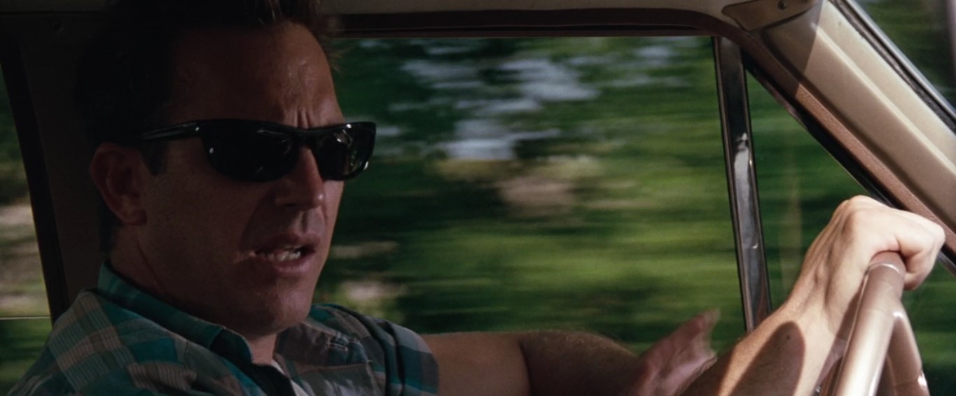 Ты, как всякий американец, имеешь гражданские права на сахарную вату и американские горки.