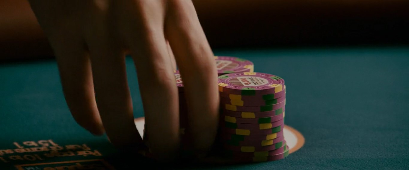 Либо играть по-крупному, либо вообще не играть.