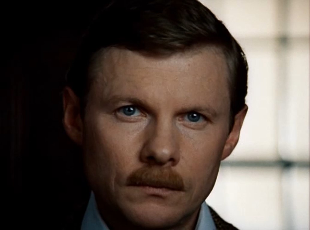 Здравствуйте, Ватсон! Здравствуйте, друг мой! Ва... Ва...