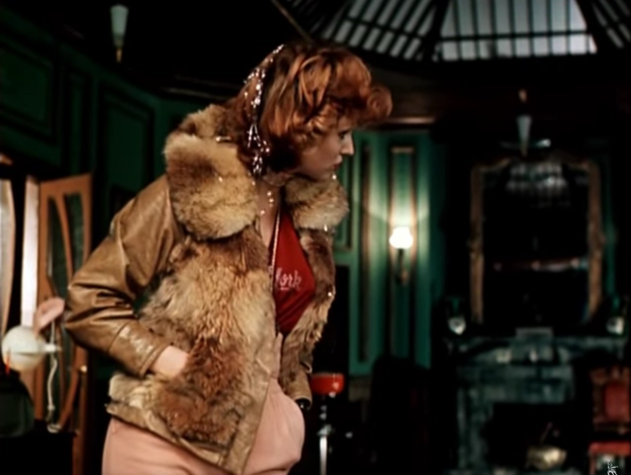 Если к Вам не прижимаются в метро, это не значит, что метро в Париже не существует.