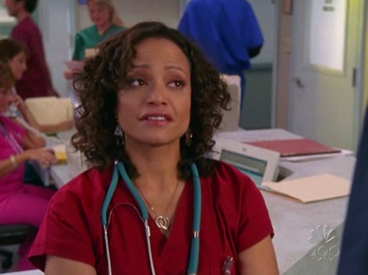 Я знаю, что выгляжу старше. Это потому, что я пью и курю, а ещё вожусь с химикатами и сплю на лице.