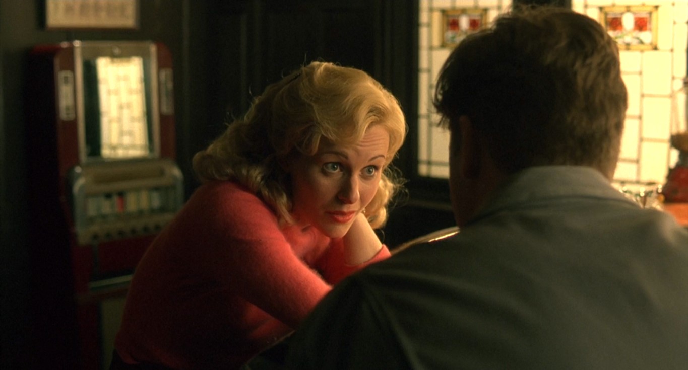 Я точно не знаю, что я должен сказать, чтобы ты переспала со мной. Но мы можем предположить, что я всё это уже сказал? Речь в общем идёт об обмене жидкостями, так? Так может сразу перейдем к сексу?