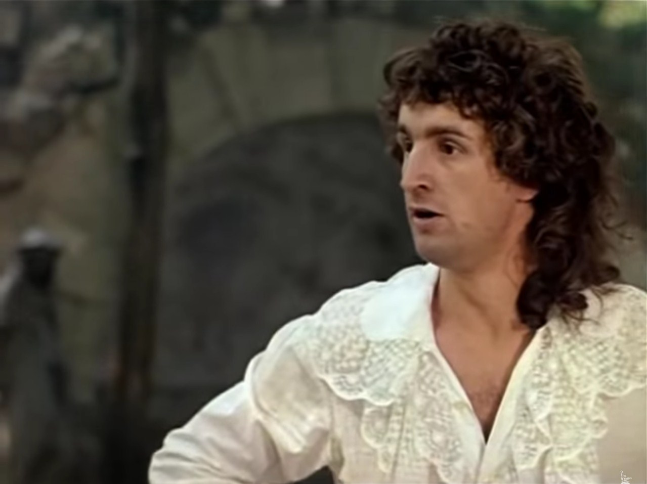 Феофил Мне уже девятнадцать лет, а я всего лишь корнет. И никаких перспектив.