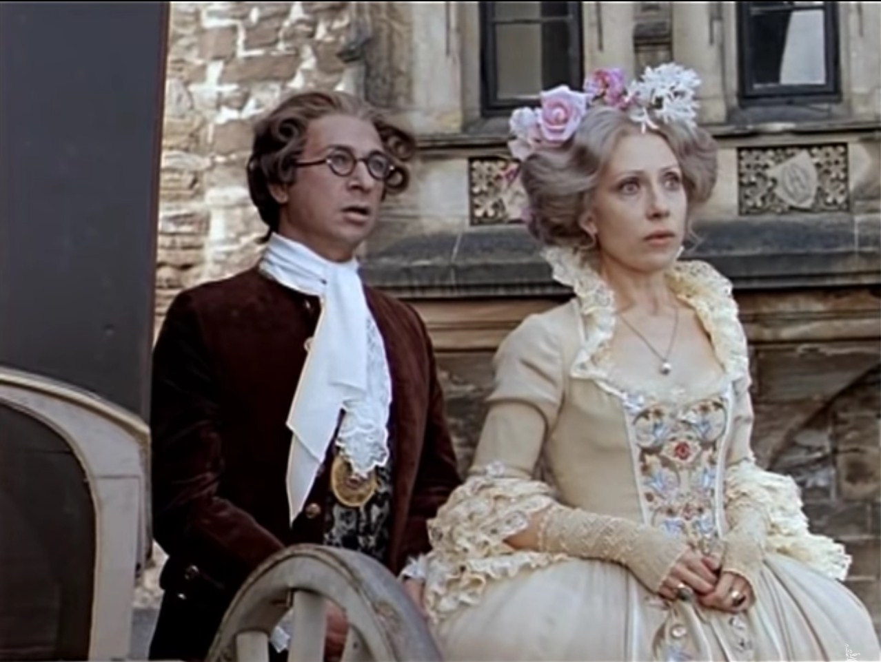 Бургомистр Ганновера баронесса Якобина фон Мюнхгаузен — Это не герцог, это тряпка!
— Сударыня, что вы от него хотите? Англия сдалась!