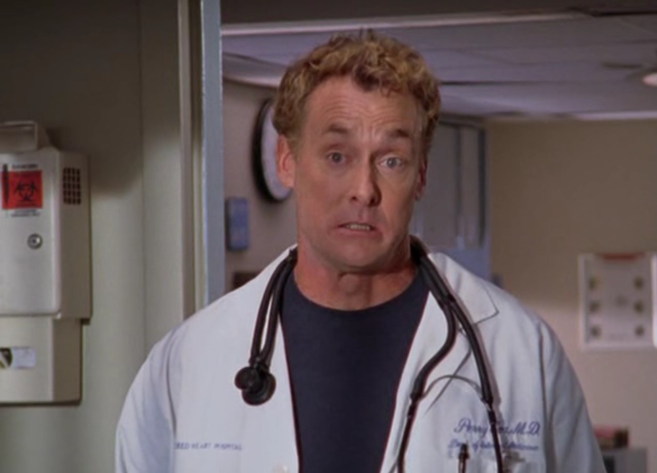 Барби, вот ты где! Ты стояла в профиль, а я тебя и не заметил!