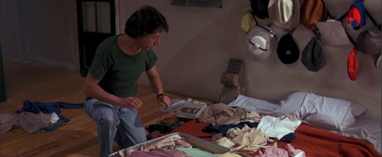 — Ты знаешь, что за это ты можешь гореть в аду?!
— Я не верю в ад. В безработицу верю, в ад — нет.