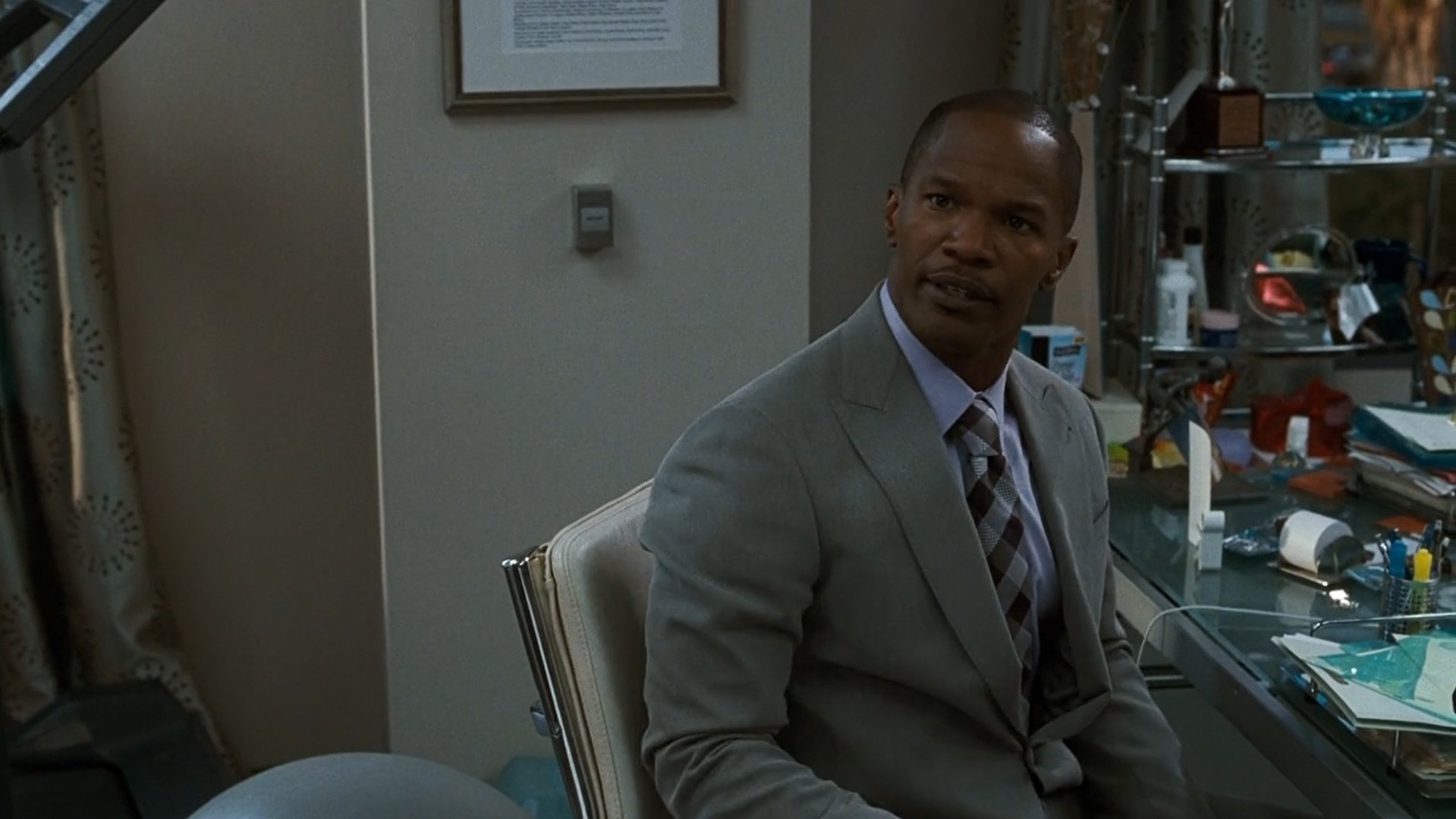 — Знаешь, что всегда утешит меня?
— Что?
— Мои лучшие друзья! Конфеты!