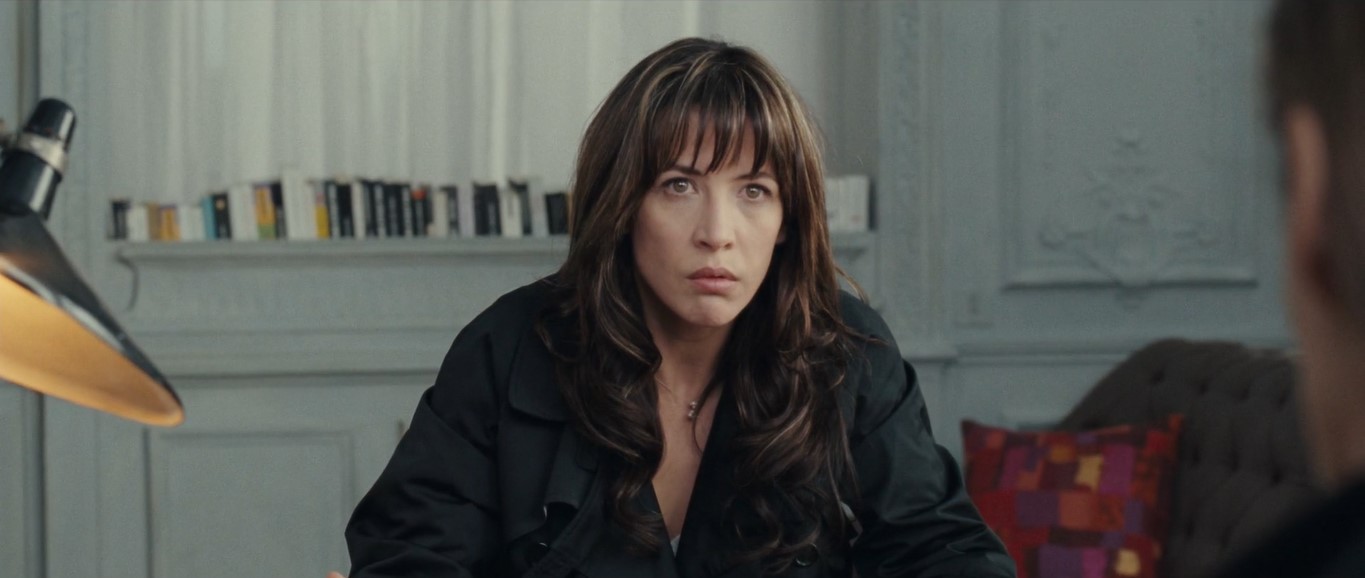 — Моя дочь лесбиянка?
— Угу.
— «Угу» — да, или «угу» нет?!
— Угу...
— Вы можете прекратить говорить «угу» и дать мне нормальный ответ?!
— Вас волнует ее связь больше с девочками, чем с мальчикам?
— Тогда лучше говорите «Угу».