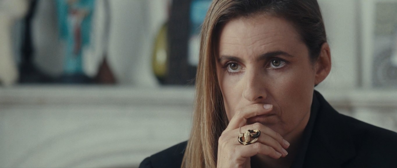 — Моя дочь лесбиянка?
— Угу.
— «Угу» — да, или «угу» нет?!
— Угу...
— Вы можете прекратить говорить «угу» и дать мне нормальный ответ?!
— Вас волнует ее связь больше с девочками, чем с мальчикам?
— Тогда лучше говорите «Угу».