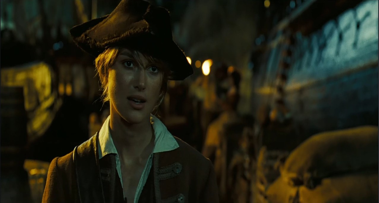 Наряд тебе не идёт. Уж либо платье, либо ничего... А у меня на Жемчужине платьев нет.