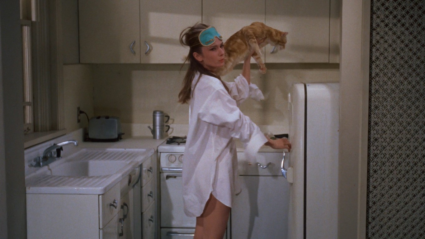 В этом мире нам ничего не принадлежит. Просто мы и вещи иногда находим друг друга.