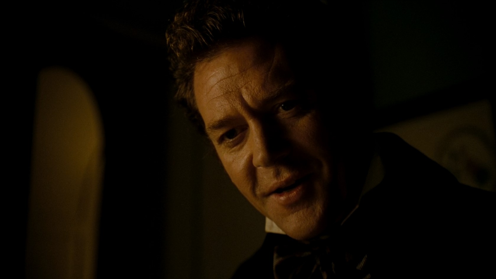 Так и есть — с ума сошла, спятила, чокнулась!... Открою тебе секрет: безумцы всех умней.