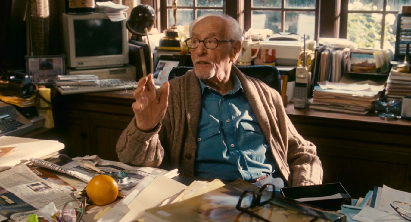 В жизни нужно уметь драться, малыш.