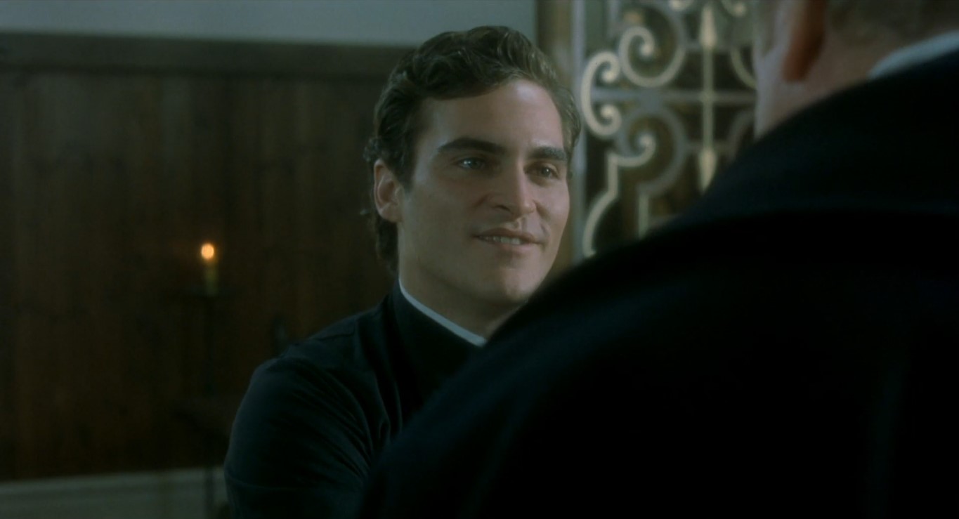 — Доктор Ройе-Коллар! Добро пожаловать!
— Мой приезд не должен смущать вас. Ни в коей мере...