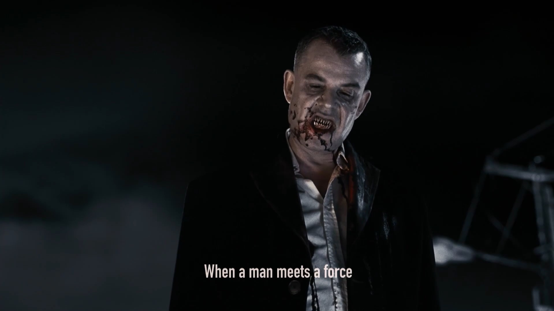 Когда человек сталкивается с силой, которую он не может уничтожить, то вместо нее он уничтожает себя. В этом его проклятие.