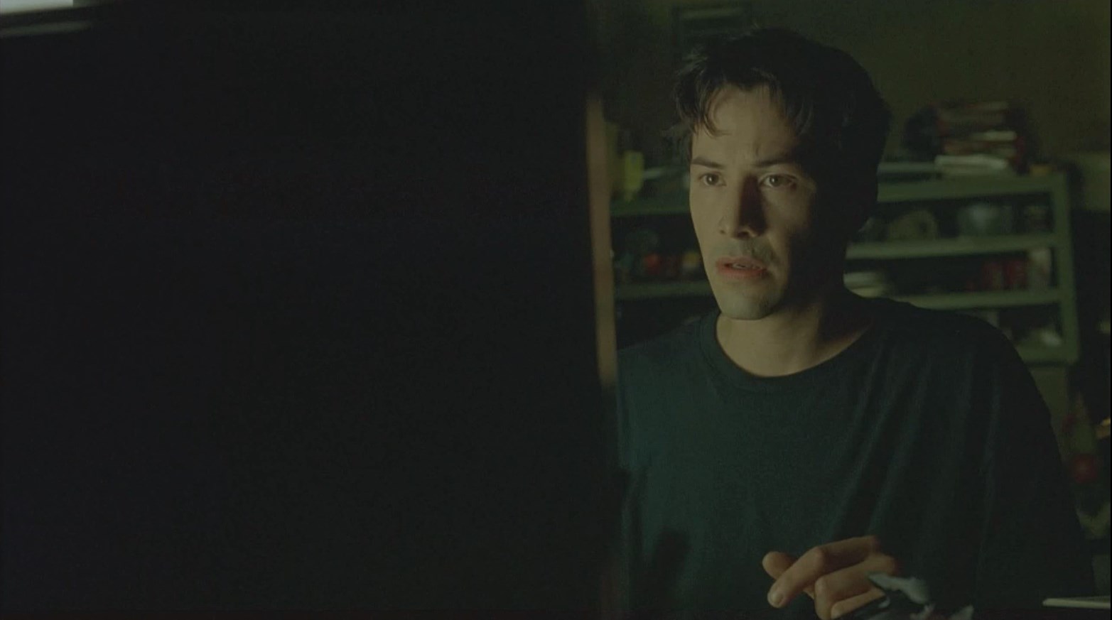 Ты увяз в Матрице...
(Матрица поглотила тебя…)