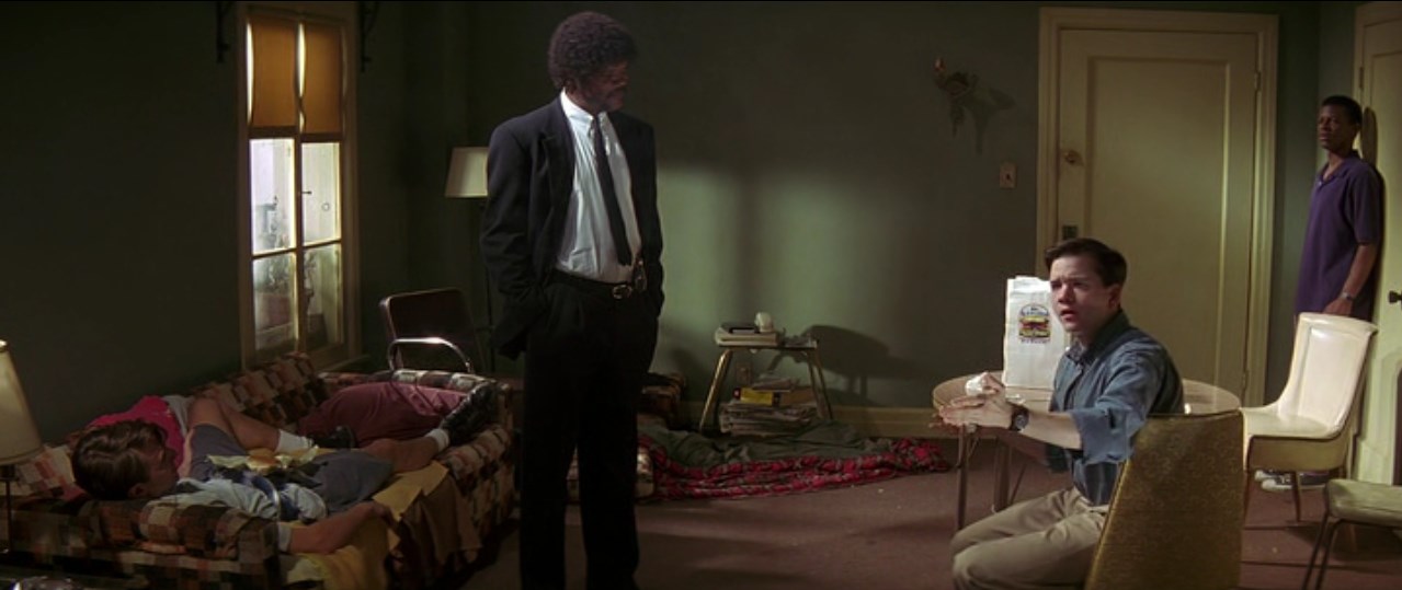 — Послушайте... извините, но я не расслышал, как вас зовут. Вас, я так понял, зовут Винсент, так? Но вашего имени я не слышал...
— Меня зовут Пит, но тебе из этого дерьма уже не выбраться.