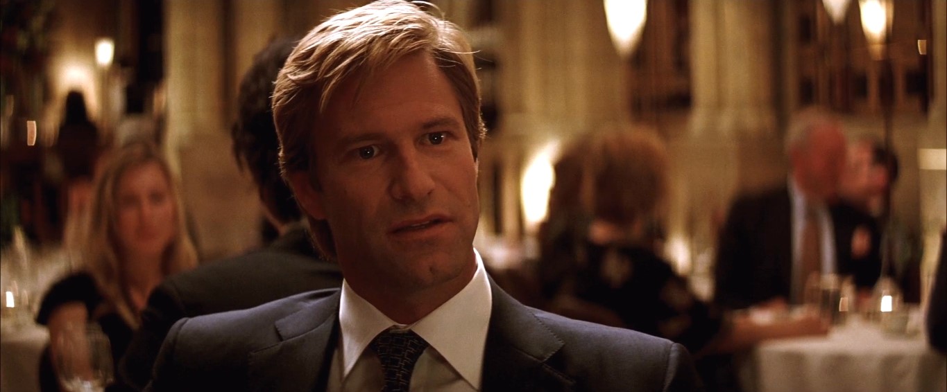 Такова судьба: либо ты умираешь героем, либо живешь до тех пор, пока не станешь негодяем.