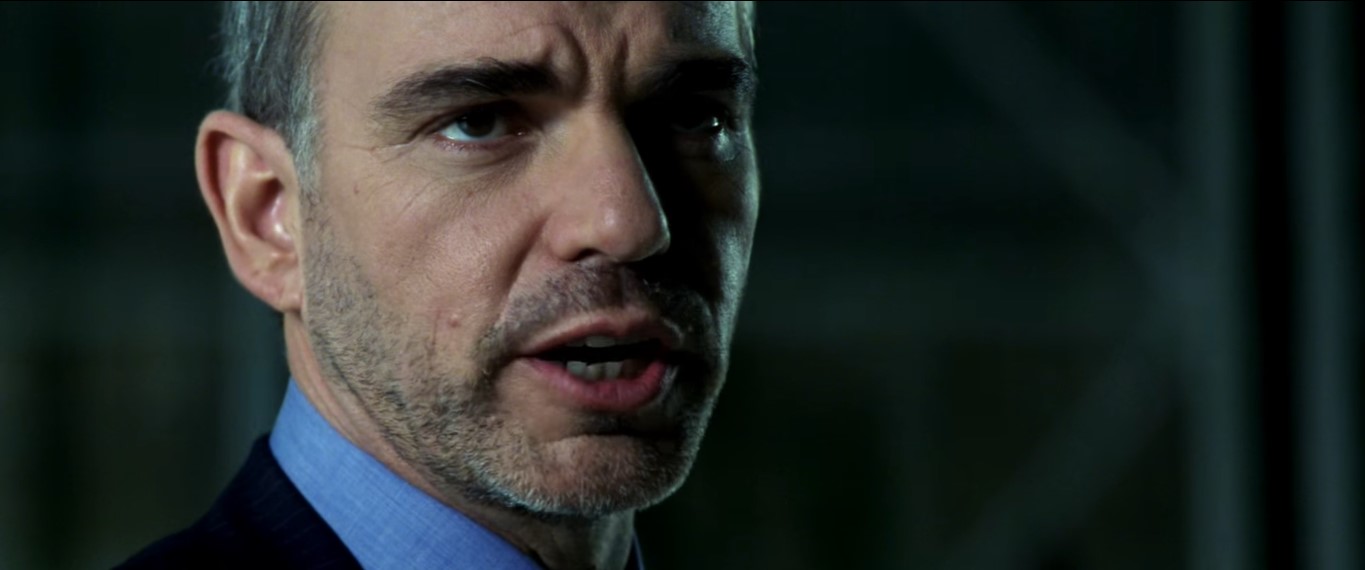 — И вы хотите сказать, что эти восемь бойскаутов — последняя надежда человечества?
— Да.
— О господи... Чёрт!