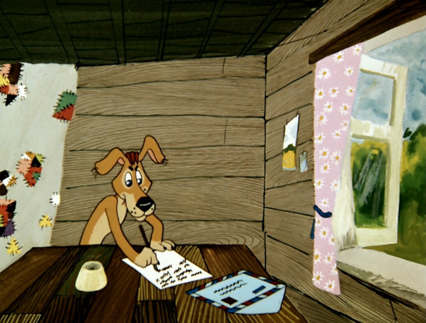 Мои папа и мама! Я живу хорошо, просто замечательно. У меня все есть, есть свой дом, он теплый. В нем одна комната и кухня. Я без вас очень скучаю, особенно по вечерам. А здоровье мое не очень. То лапы ломит, то хвост отваливается.
А на днях я линять начал. Старая шерсть с меня сыпется, хоть в дом не заходи. Зато новая растет чистая, шелковистая, так что лохматость у меня повысилась.
До свидания, ваш сын, дядя Шарик.