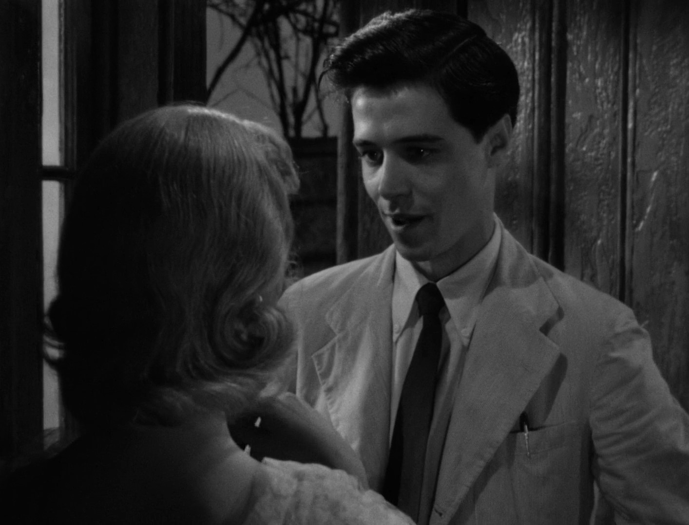 Разве вы не любите эти долгие дождливые дни в Новом Орлеане? Когда час — это не час, а всего лишь кусочек бесконечности, упавший в наши руки...и кто знает, что с этим надо делать?