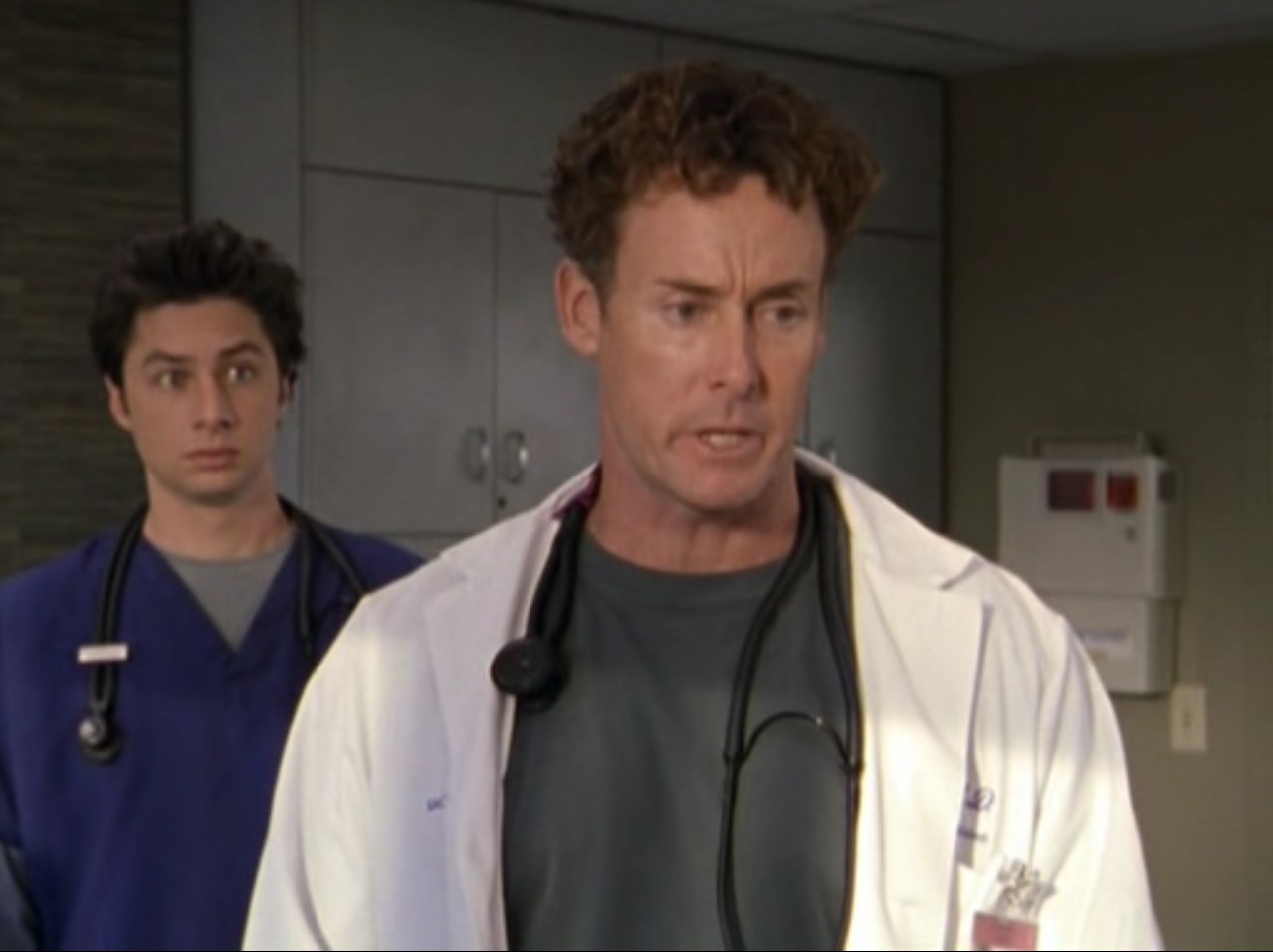 Вы так напугали всю клинику, что на верхнем этаже в родильном отделении ребёнок уже пять минут пытается забраться по пуповине обратно!