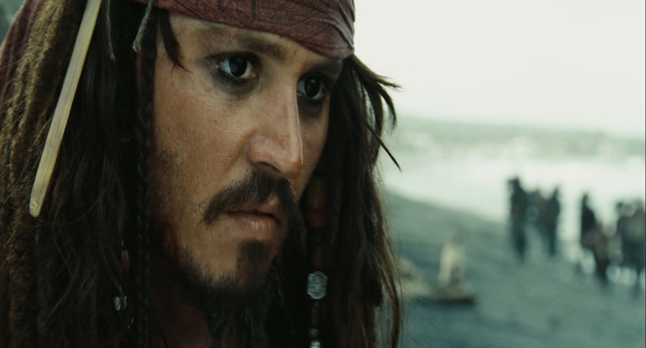 — Раньше мир был куда больше.
— Нет. Мир остался прежним. Стало меньше содержимого.