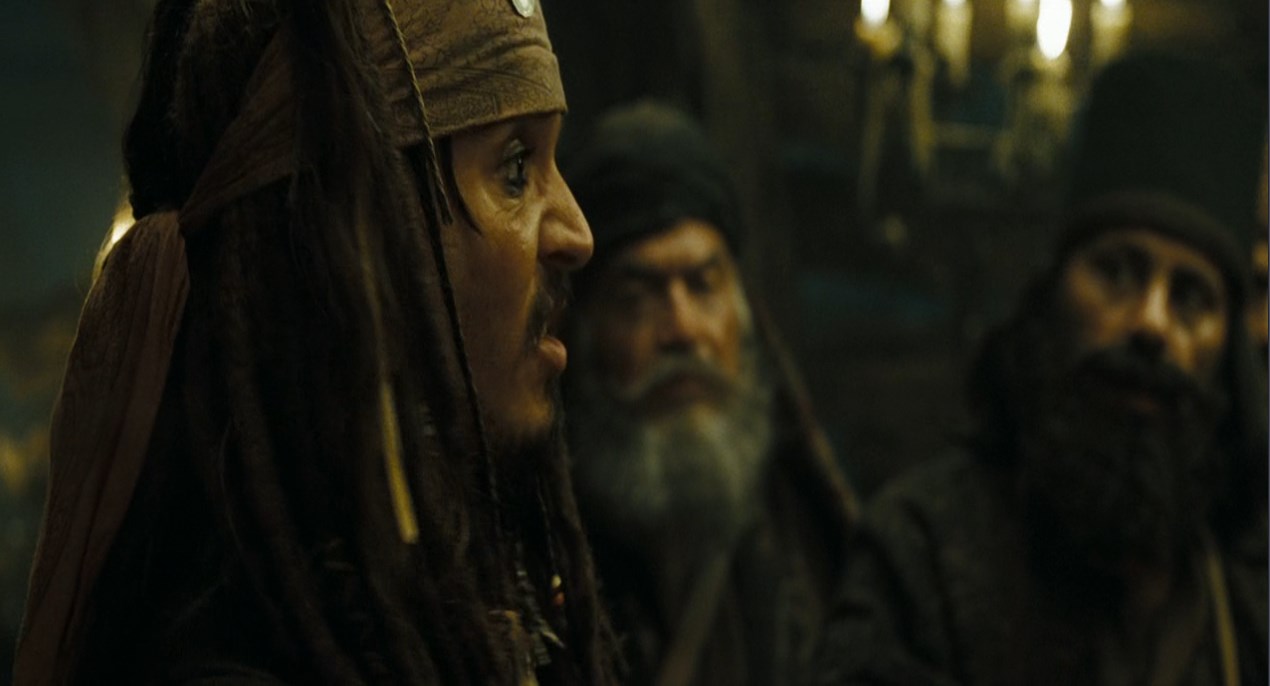 — Застрелить!
— Вырвать язык ему!
— Застрелить! Вырвать и застрелить язык! И сбрить хлипкую бородёнку!