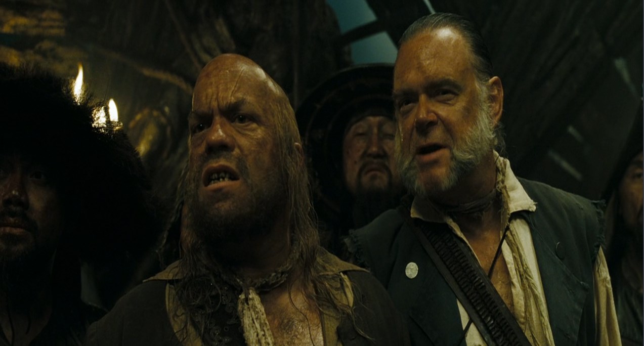 Мистер Гиббс — Это не песо вовсе, это барахло всякое!
— Да, сначала предполагалось использовать девять песо, чтобы пленить Калипсо, но когда все собрались на первый совет, ни у кого не оказалось и гроша.
— Сменили бы название…
— На какое? «Девять штук того, что завалялось у нас тогда в карманах»? Да, звучит очень по-пиратски.