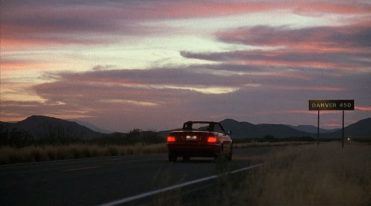 — 450 миль до Данвера. Бензин на исходе, а денег нет.
— Колумб отправился в путь, не зная, будет ли ветер.