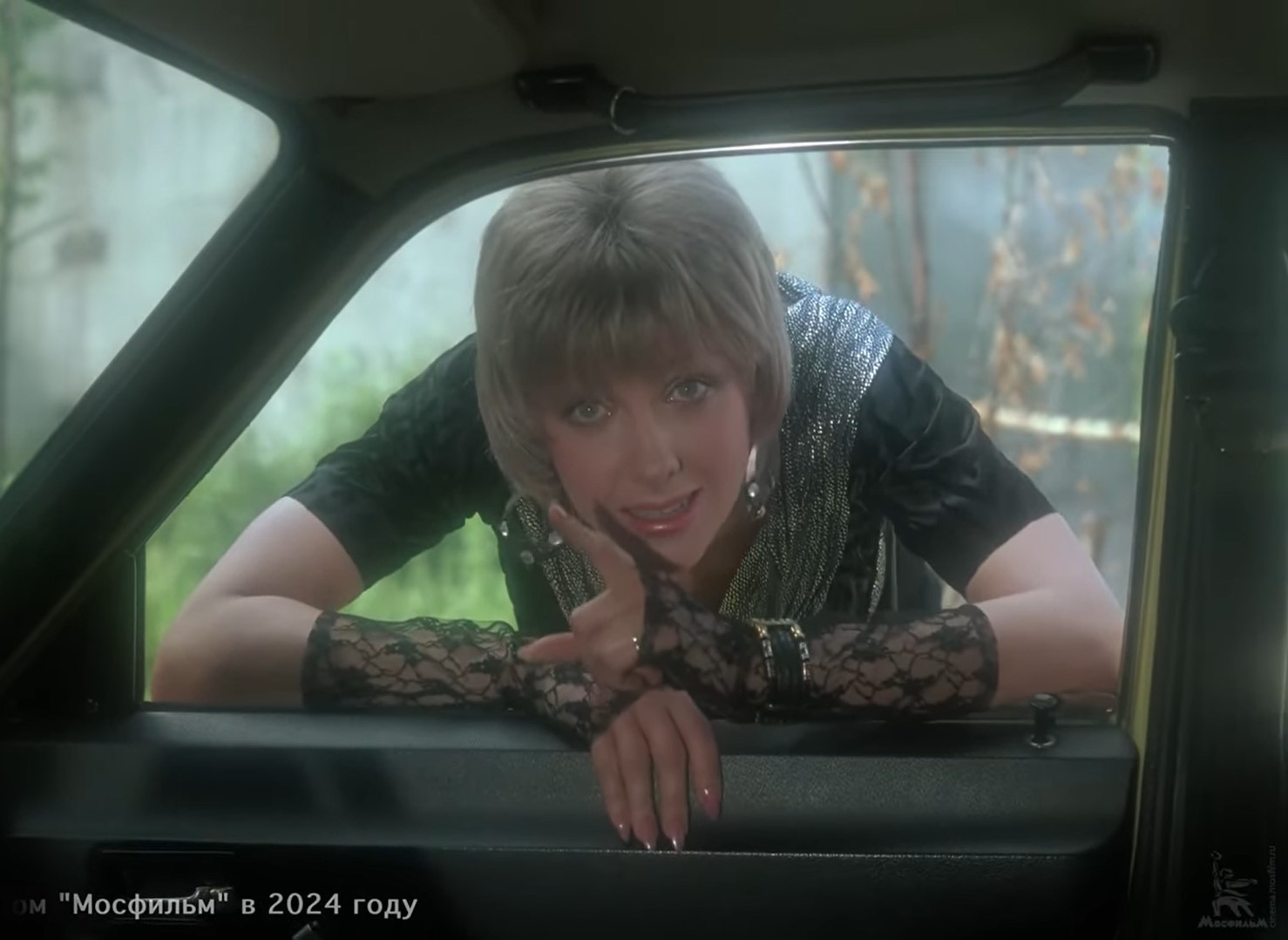 — Ну а ты под какой статьёй ходишь?
— А для меня статья ещё не придумана. В нашем государстве это явление социальное отсутствует полностью. Понял?