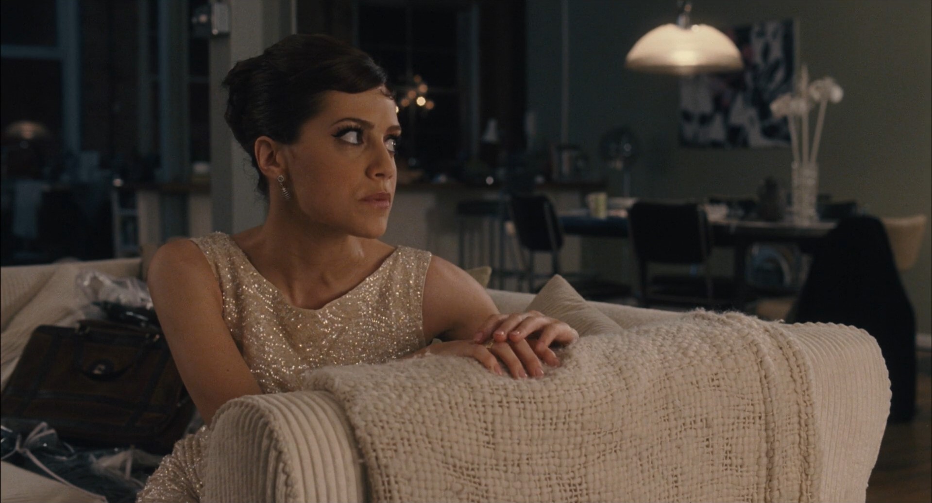 — Куда ты?
— Я вспомнила, что не сделала педикюр!
— Талула, хоть раз в жизни ты можешь накрасить ногти сама?
— Ты что? Я никогда не стану тянуться в такую даль!