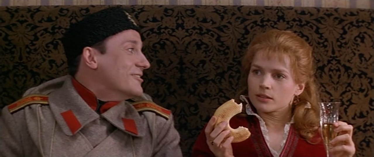 Мадам, а вы знаете, что остается после того, как вы съели бублик?