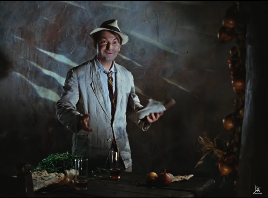 Чей туфля? А! Моё! Спасибо!