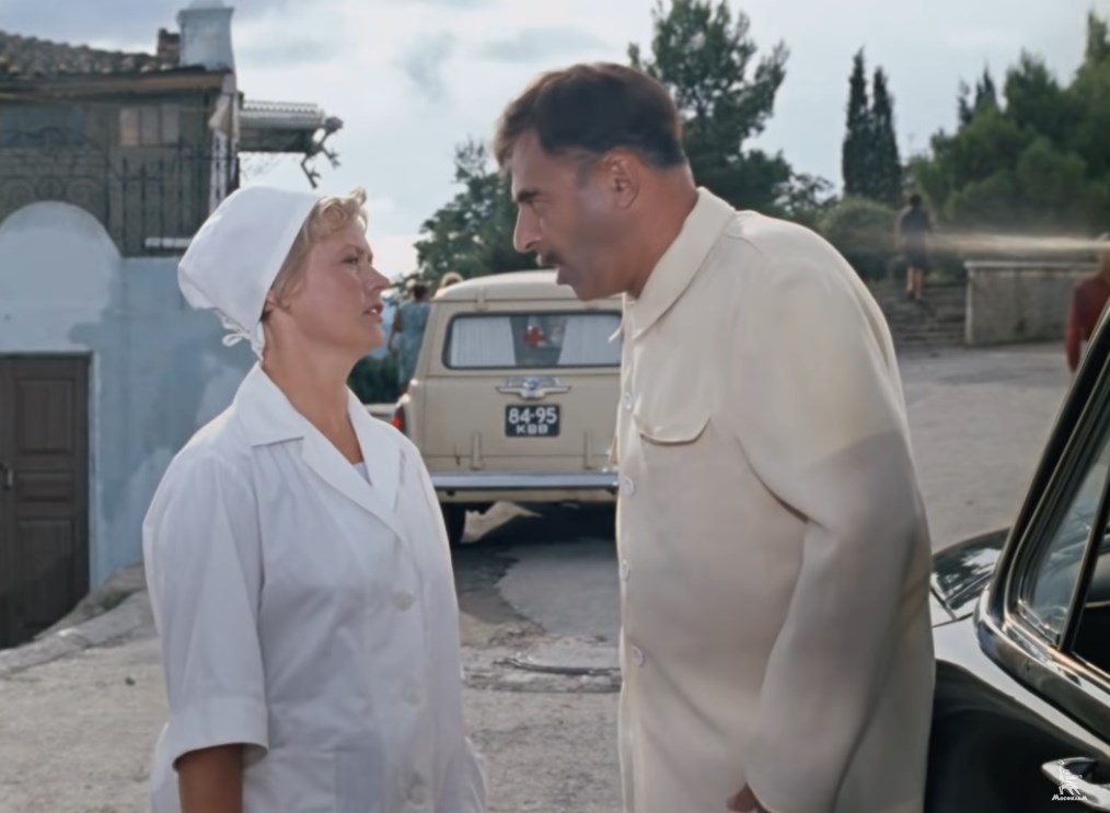 — Всё ясно, делириум тременс.
— Что?
— Белая горячка…
— Да-да, белый, горячий, совсем белый!