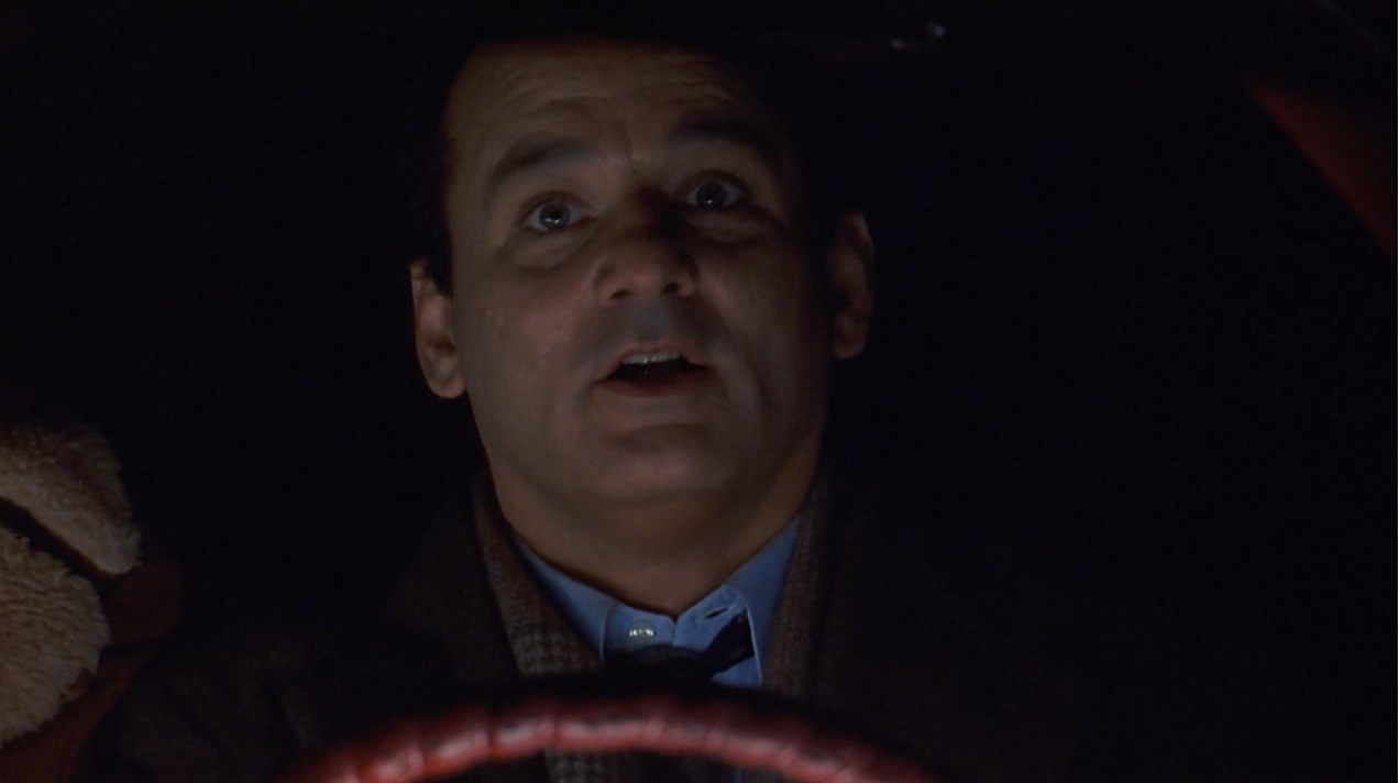 — Всю жизнь нас учат: приберись у себя в комнате, не сутулься, не шаркай ногами, будь мужчиной, не груби сестре, никогда не мешай пиво с вином... ах, да, не езди по рельсам.
— Фил, с этим даже я согласен!