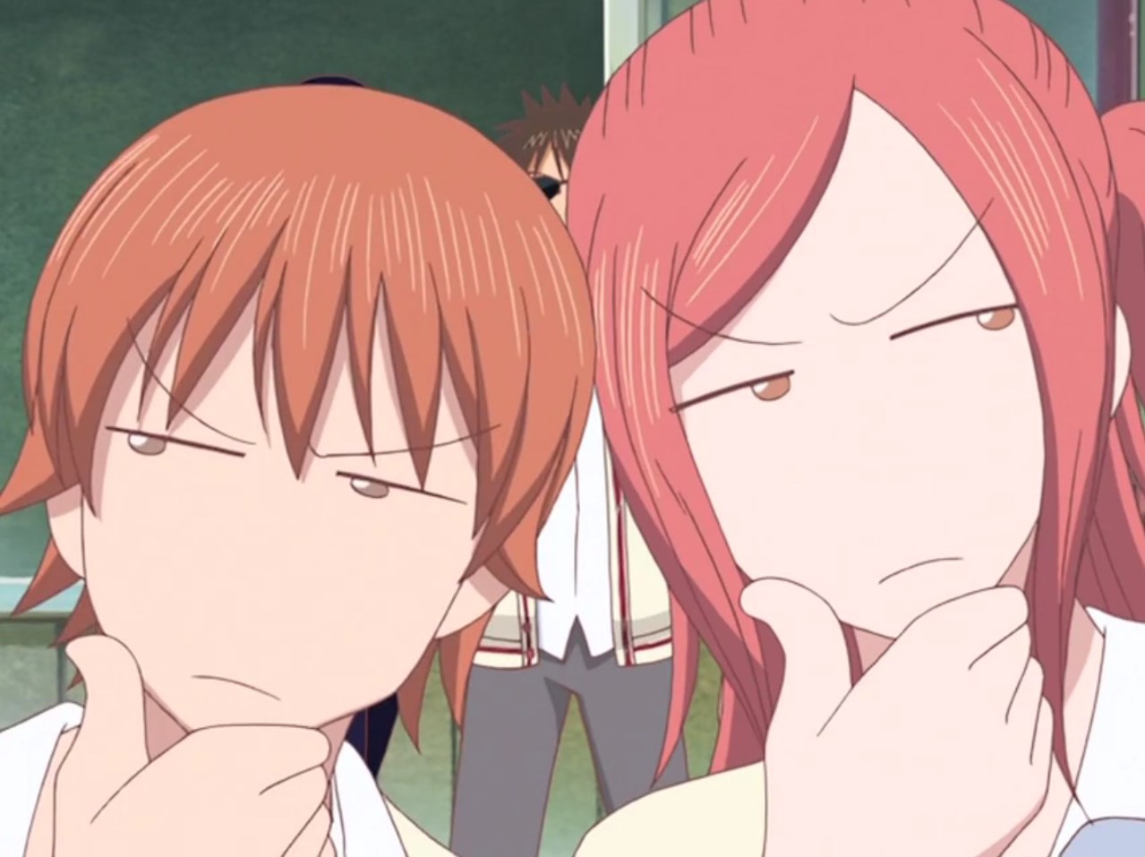 Накао:
— Я буду жить в гареме со своими любовницами, а ты просто бельмо в тазу!
Риса и Отани:
— Бельмо в тазу?
— «Бельмо на глазу»… наверное?
— Бельмо на тазу...