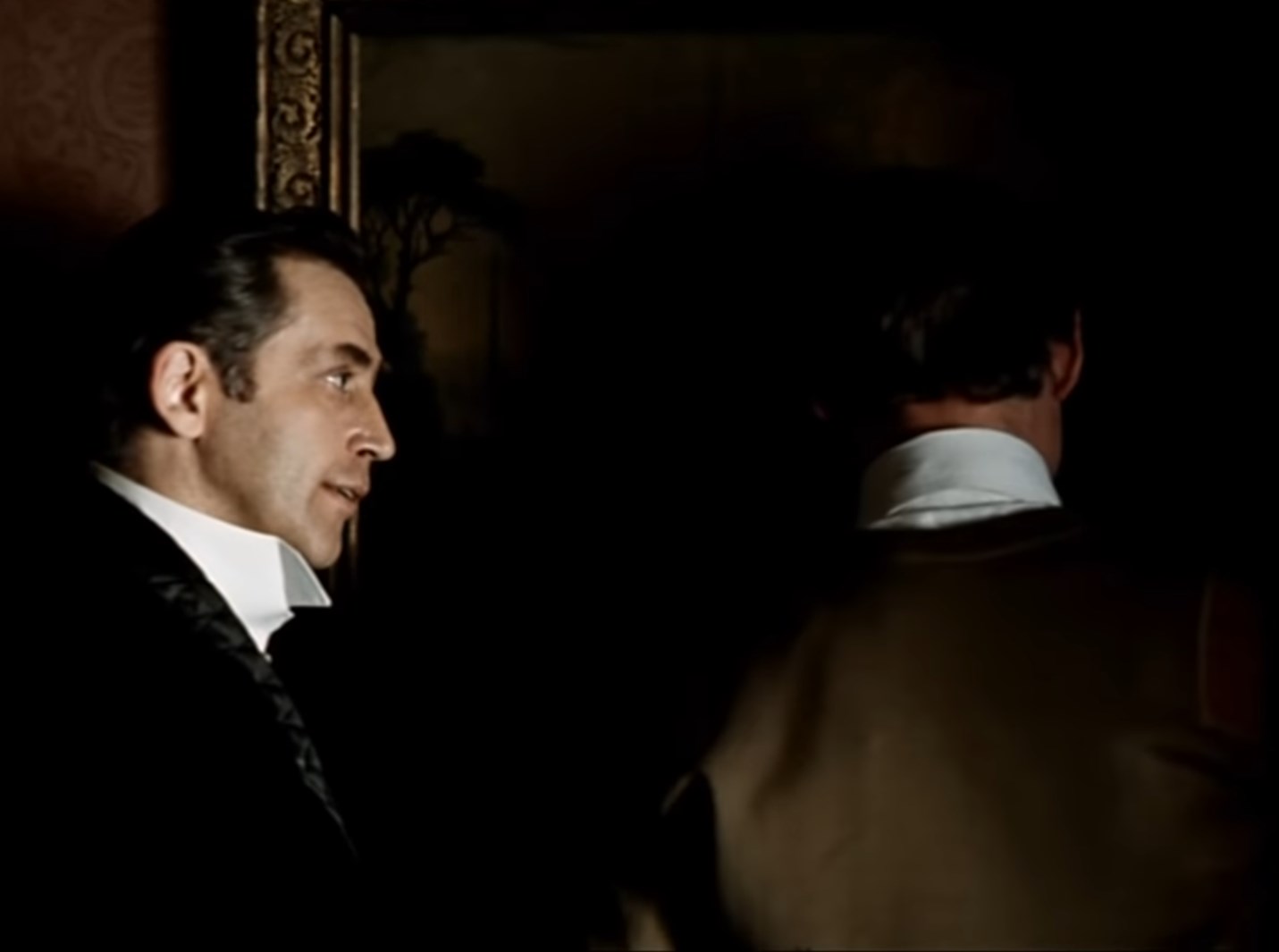 Мистер Ватсон, я могу Вас утешить. Дело в том, что таких людей, как я, в мире очень немного. Может быть даже я такой один.